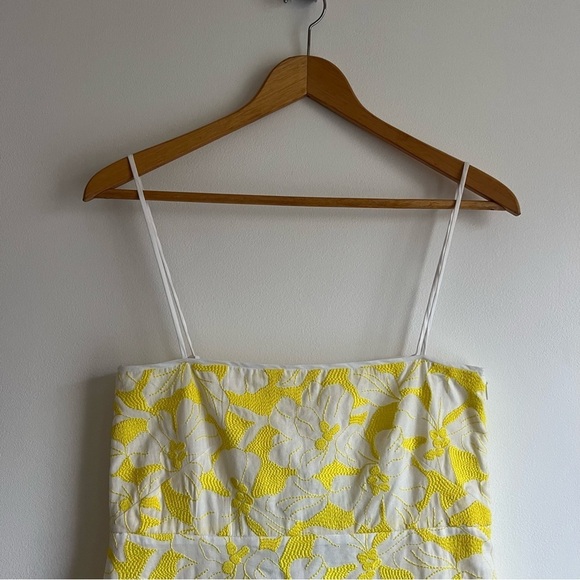 Three Graces London Clementine Dress in Daffodil UK6/XS - Picture 5 of 17